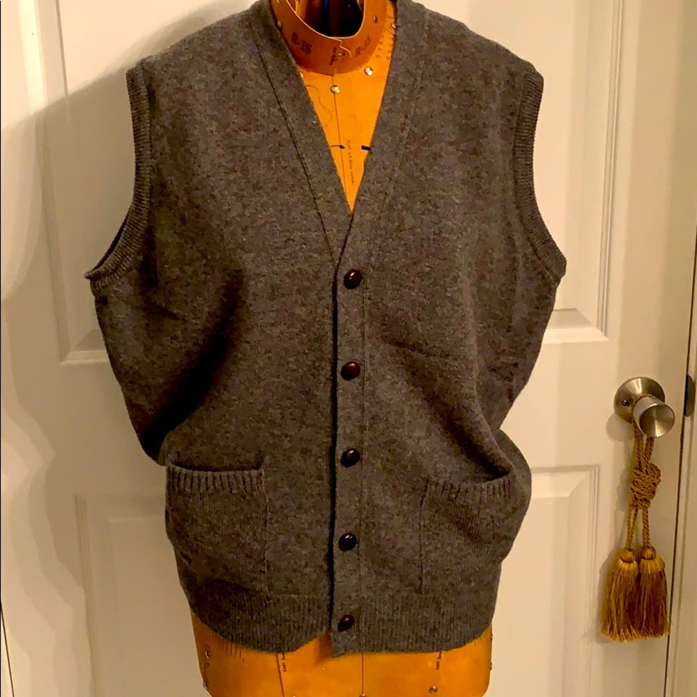 Australian Lambswool vest vintage
